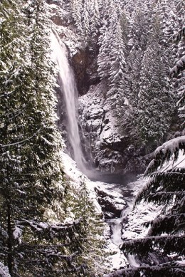 wallace-falls-winter-1